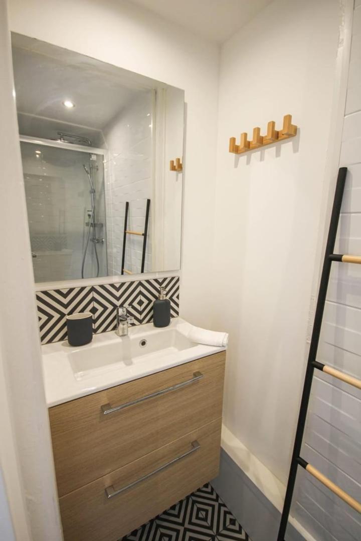 Fully-Equipped Apartment In City Center + Parking Lille Extérieur photo